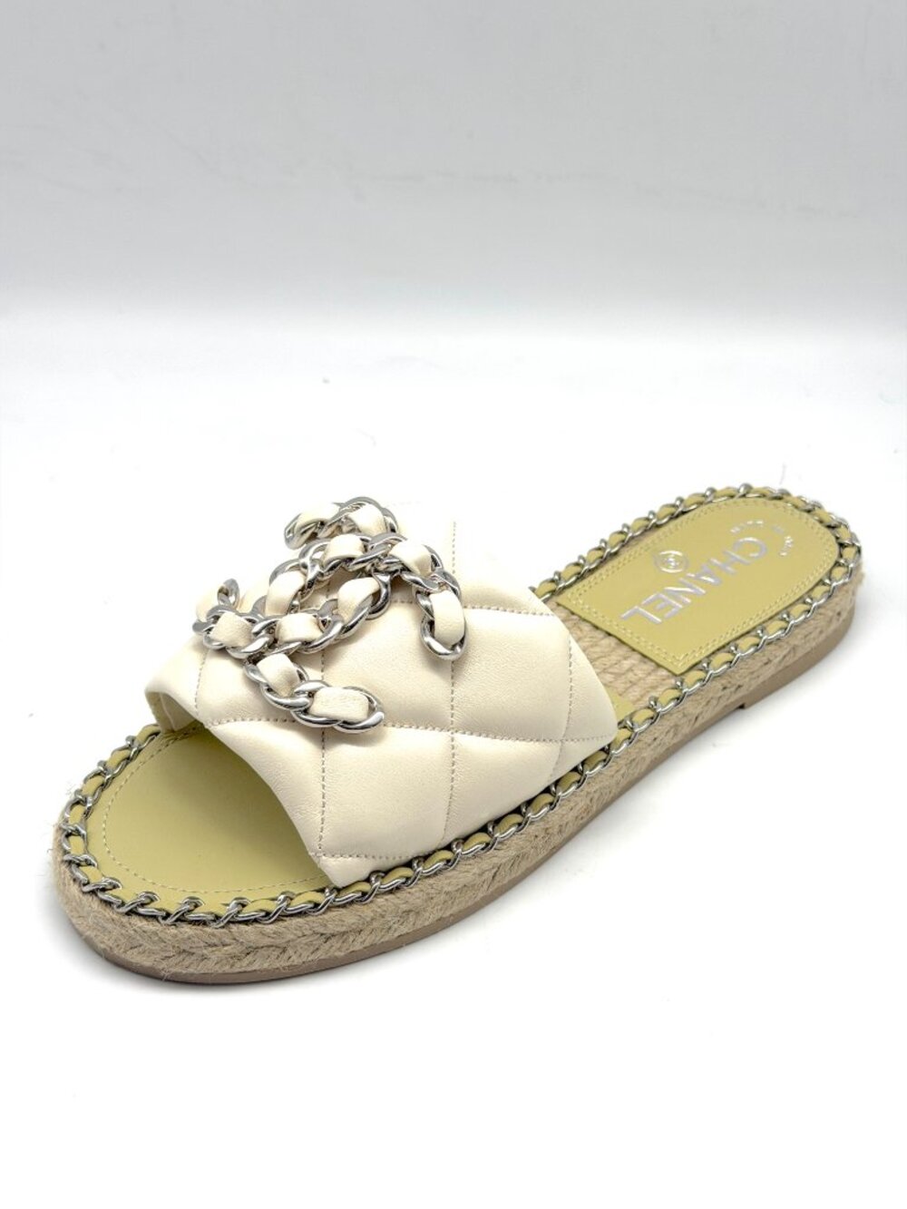 CHANEL 25P Quilted Leather Chain CC Flat Slide Mules Espadrille Sandals